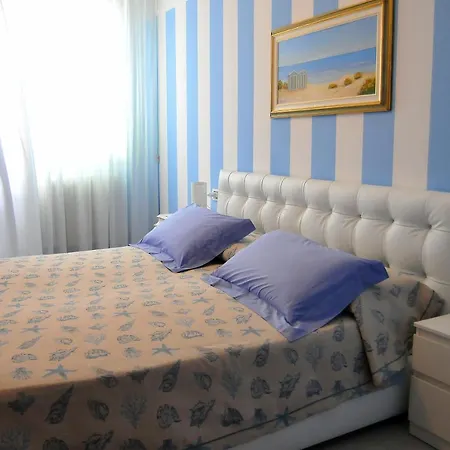 Stella Hotel *