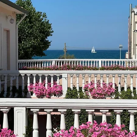 Stella 酒店 贝拉里亚-伊贾马里纳